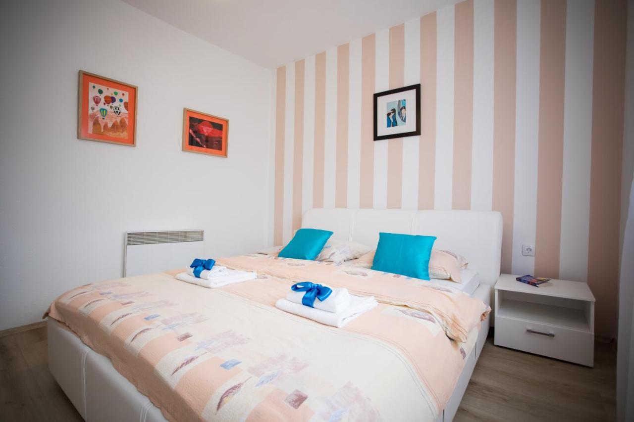 Guest House Pin Лакташи Экстерьер фото